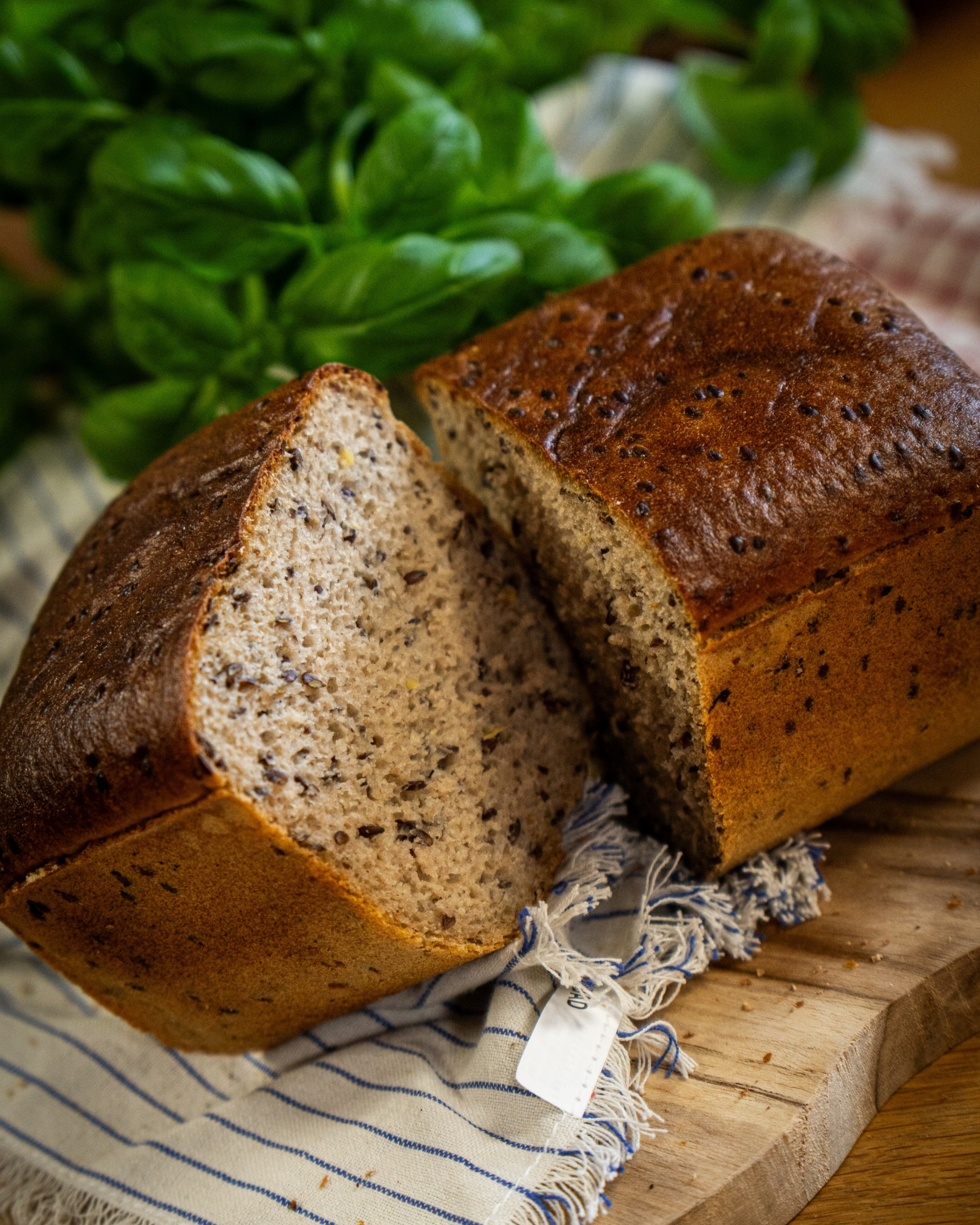 Chleb 100% żytni z&nbsp;siemieniem lnianym