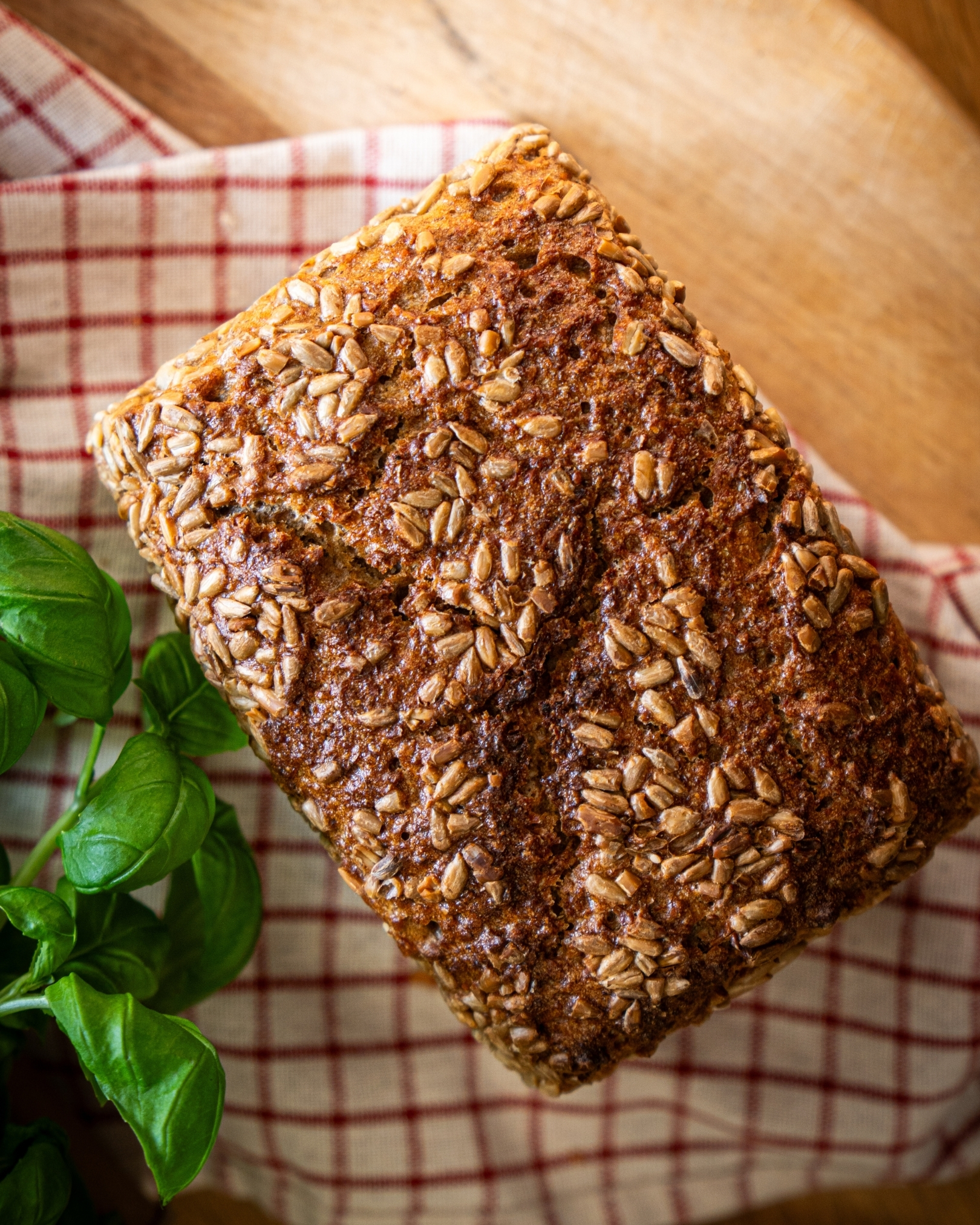 Chleb żytni-razowy ze&nbsp;słonecznikiem