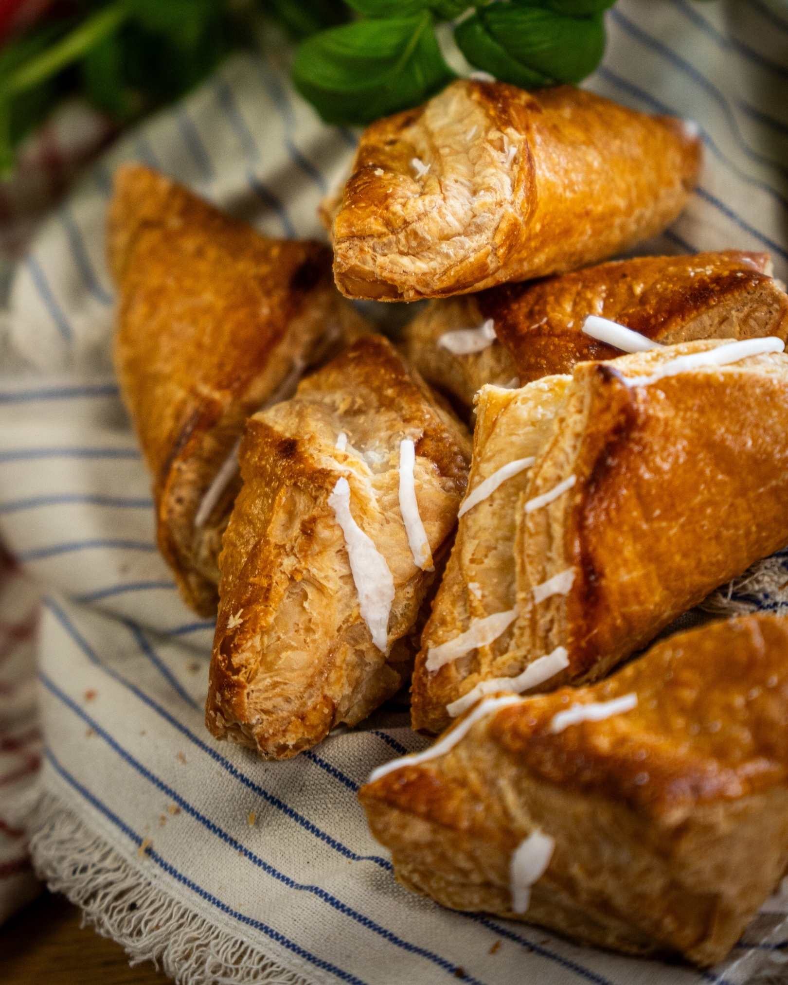 Mini rożki z&nbsp;jabłkiem